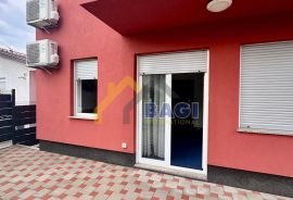 Prvi najam-600 eur, Donja Dubrava, Flat