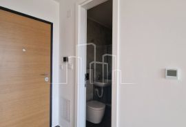 Useljiv i uknjižen Apartman jedna spavaća soba 37m2 sa terasom Snježna dolina Resort Jahorina, Pale, Apartamento