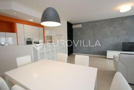 Zagreb, Knežija, moderan četverosoban penthouse NKP 125,54 m2, 2 parkirna mjesta, Zagreb, Appartement