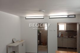 Čukarica, Repište, Slavonskih brigada, 3.5, 100m2, Čukarica, Flat