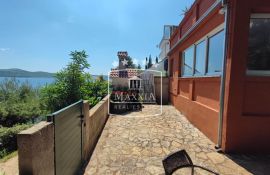 Posedarje - kuća PRVI RED DO MORA s okućnicom 1003 m2! 310000€, Posedarje, Famiglia