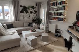 OPATIJA, PUŽI - stan 70 m2 2S+DB + okućnica + 2 parkirna mjesta! PRILIKA!, Matulji, Apartamento