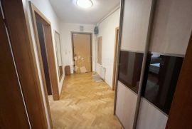 TROSOBNI STAN! VRBANI 3!, Trešnjevka - Jug, Wohnung