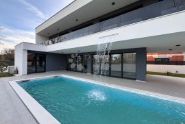ZADAR, ZATON - Moderna vila s grijanim bazenom u novogradnji!, Nin, Haus