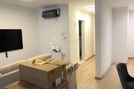 STAN RAVNICE-SUPER LOKACIJA, Maksimir, Appartment