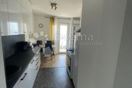 Sunčani stan za najam, Rijeka, Appartement