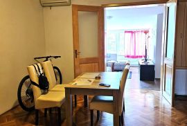 Dvosoban stan - Novi grad (Osijek), Osijek, Apartamento