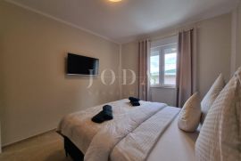 JADRANOVO,stan 250m od mora, Crikvenica, Appartement