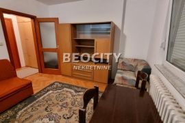 Novi Sad, Nova Detelinara, Trg Majke Jevrosime, 0.5, 25m2, Novi Sad - grad, Wohnung