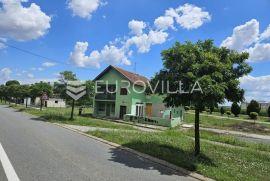 Baranja, Kneževi Vinogradi, poslovni prostor 120 m2, stambeni 160 m2, Kneževi Vinogradi, Commercial property