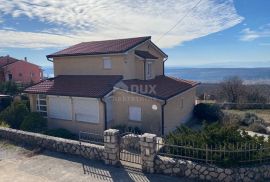 RIJEKA, ŠMRIKA - VILLA S BAZENOM I POGLEDOM NA MORE!!! PRILIKA!!!, Kraljevica, Haus