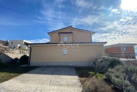 RIJEKA, ŠMRIKA - VILLA S BAZENOM I POGLEDOM NA MORE!!! PRILIKA!!!, Kraljevica, House