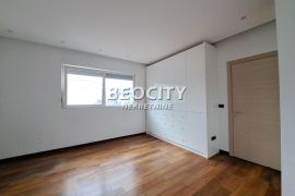 Vračar, Hram Svetog Save, , 5.0, 260m2, Vračar, Appartement