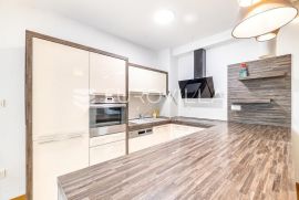 Zagreb, Vrbani VMD, prekrasan trosoban stan NKP 105 m2, Zagreb, Appartment