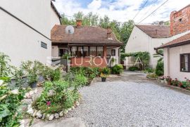 Požega, DVIJE KUĆE na atraktivnoj lokaciji 446 m2, jedinstvena ponuda, Požega, House