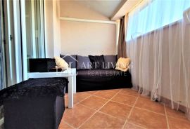 Umag-okolica, stan na TOP lokaciji 200 m od mora, Umag, Appartment