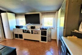 Umag-okolica, stan na TOP lokaciji 200 m od mora, Umag, Appartment