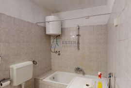 Stan PRODAJA Gripe 80 m2, Split, Appartement