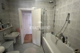 Extra stan kod Zvezdinog stadiona 150m2, Garaža, EG, Voždovac, Appartement