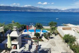 Kuća sa direktnim izlazom na plažu,Slatine, Split - Okolica, House