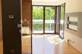 SREBRNJAK - VRHUNSKI STAN ZA NAJAM 150m2+400m2, Maksimir, Apartamento