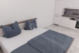 Lijepi apartman u mirnom dijelu Palita, Rab, Kвартира