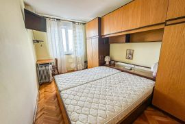 Dvosobni stan s pogledom na more, Rijeka, Apartamento