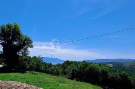 GRAĐEVINSKO ZEMLJIŠTE SA IDEJNIM PROJEKTOM, Vinodolska Općina, Land