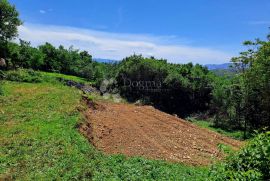 GRAĐEVINSKO ZEMLJIŠTE SA IDEJNIM PROJEKTOM, Vinodolska Općina, Land