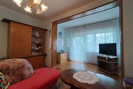 Dvosoban stan s okućnicom, Crikvenica, Apartamento