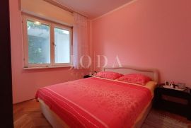 Dvosoban stan s okućnicom, Crikvenica, Apartamento