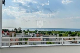 Novigrad, okolica- stan s panoramskim pogledom na more !, Novigrad, Appartement