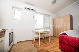 Ledine kod Akva Parka, stan 23m2 + 4m2 ostava, Novi Beograd, Stan