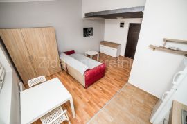 Ledine kod Akva Parka, stan 23m2 + 4m2 ostava, Novi Beograd, Appartement