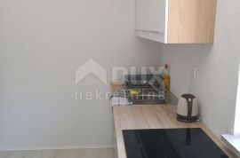 KRK, SOLINE - Dva apartmana u prizemlju s okućnicom, Dobrinj, Flat