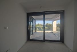 OTOK KRK, MALINSKA - moderna dvojna kuća s bazenom, Malinska-Dubašnica, House