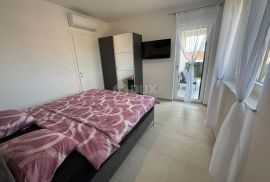 ZADAR, PRIVLAKA - Penthouse na 130m od mora, Privlaka, Διαμέρισμα