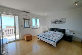 OPATIJA, IČIĆI - penthouse s panoramskim pogledom i dvorišnom zgradom, Opatija - Okolica, شقة