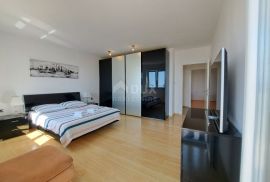 OPATIJA, IČIĆI - penthouse s panoramskim pogledom i dvorišnom zgradom, Opatija - Okolica, Daire