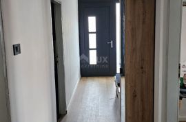 ISTRA, PULA - Obnovljena obiteljska apartmanska kuća na mirnoj lokaciji, Pula, Haus