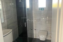 POVLJANA - Jednosobni apartman u prizemlju, prvi red do mora, Povljana, Appartment