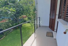 KASTAV - lijepa etaža kuće s okućnicom, Kastav, Appartement