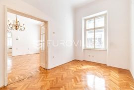 Zagreb, centar, Tkalčićeva ulica dvosoban stan 60 m2, Zagreb, Appartment