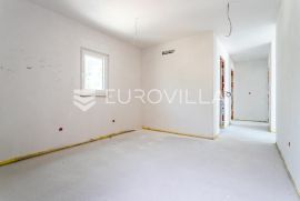 Makarska, penthouse s prostranom terasom i pogledomNKP 105, 56 m2, Makarska, Διαμέρισμα