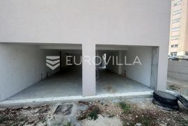 Pula, Monvidal trosoban stan  NKP 53 m2 s natkrivenim parkirnim mjestom u novogradnji, Pula, Apartamento