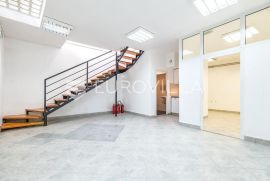 Zagreb, Trešnjevka, ulični poslovni prostor NKP 70 m2, Zagreb, Commercial property