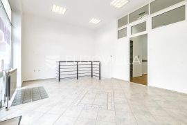 Zagreb, Trešnjevka, ulični poslovni prostor NKP 70 m2, Zagreb, Propiedad comercial