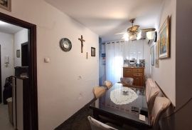 STAN, PRODAJA, ZAPREŠIĆ, CENTAR, 54 m2, 3-soban, Zaprešić, Apartamento