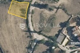 Vodnjan, građevinsko zemljište 500 m2 s projektom i zahtjevom za građevinsku dozvolu, Vodnjan, Γη