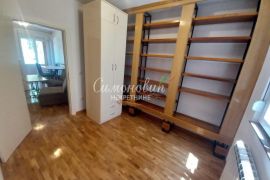 Voždovac, Zaplanjska, 1.5, 42m2, terasa,eg,vpr, namešten,noviji ID#1709, Voždovac, Appartment